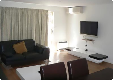 Grand Manor Motor Inn - Accommodation Burleigh 1