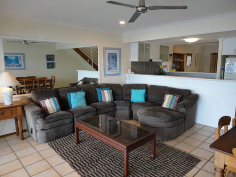 Noosa Entrance Waterfront Resort - Accommodation Burleigh 13