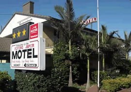 Flying Spur Motel - Accommodation Burleigh 0