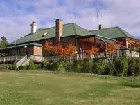 Heronswood House - Accommodation Burleigh 3