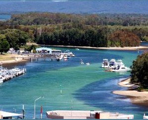Sails Apartments - Accommodation Burleigh 5