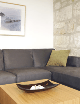 Hotel Sorrento - Accommodation Burleigh 0