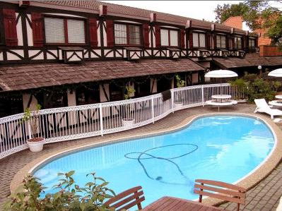 Ascot Motor Inn - Accommodation Burleigh 1