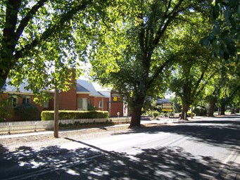 Bacchus Marsh Avenue - Accommodation Burleigh 1