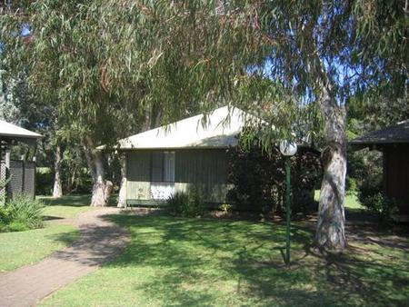 Lighthouse Beach Holiday Village - Accommodation Burleigh 1