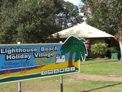 Lighthouse Beach Holiday Village - Accommodation Burleigh 2
