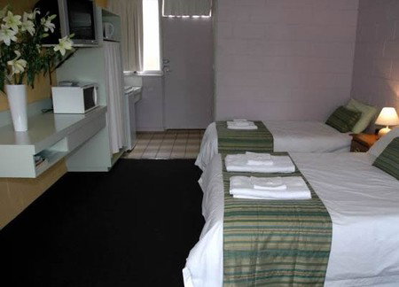 The Bay Motel - Safety Beach - Accommodation Burleigh 2