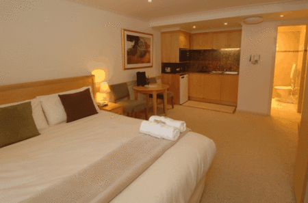 Breathtaker All Suite Hotel & Spa - Accommodation Burleigh 4