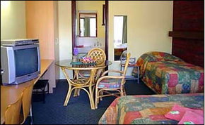 All Star Motor Inn - Accommodation Burleigh 5