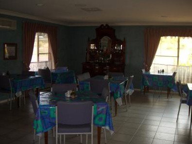 Almond Inn Motel - Accommodation Burleigh 1