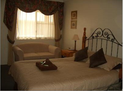 Almond Inn Motel - Accommodation Burleigh 3