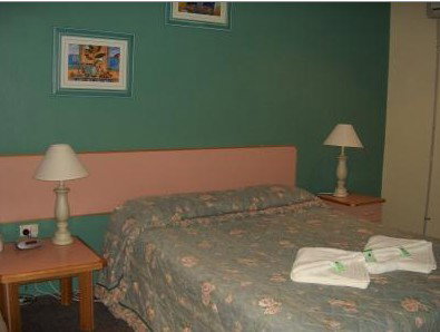 Almond Inn Motel - Accommodation Burleigh 4