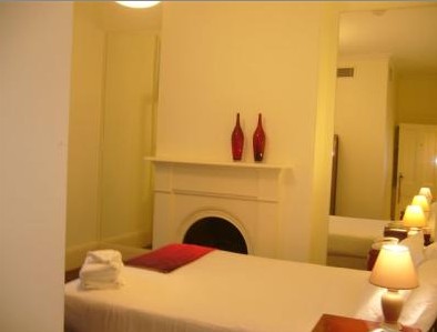 The Hughenden Boutique Hotel - Accommodation Burleigh 2