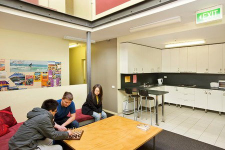 Cambridge Lodge - Accommodation Burleigh 1