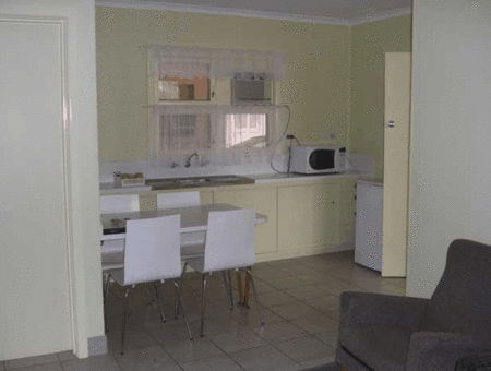 High Street Motel - Accommodation Burleigh 1