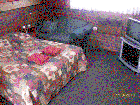 Kardinia Park Motel - Accommodation Burleigh 3