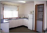 Lakes Jakaranda Holiday Units - Accommodation Burleigh 4