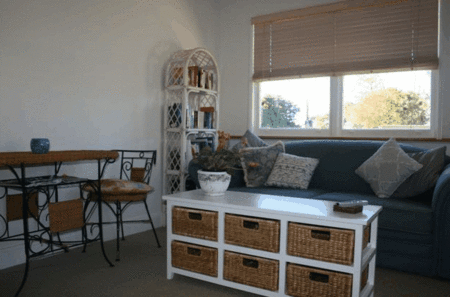 Quinton House - Accommodation Burleigh 3