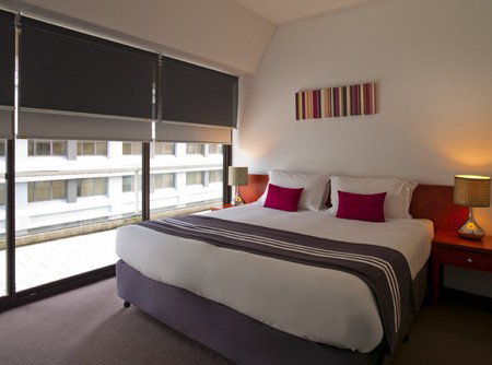 Y Hotel Hyde Park - Accommodation Burleigh 1