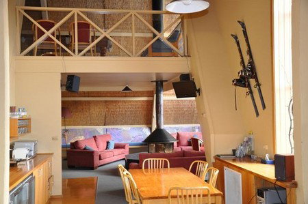 Ripparoo Ski Lodge - Accommodation Burleigh 2