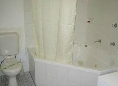 Parkway Motel - Accommodation Burleigh 4