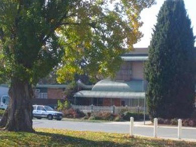 Parkway Motel - Accommodation Burleigh 5