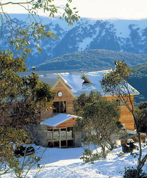 Summit Ridge Alpine Lodge - Accommodation Burleigh 0