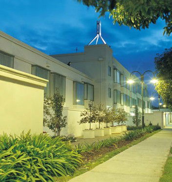 The Waverley International Hotel - Accommodation Burleigh 5