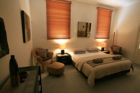 Brackson House B And B - Accommodation Burleigh 2