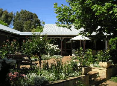 The Noble Grape - Accommodation Burleigh