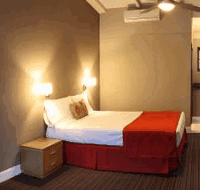 Rose and Crown Hotel - Accommodation Burleigh