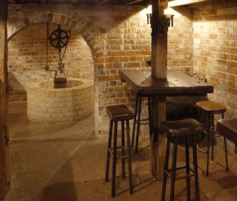 Rose And Crown Hotel - Accommodation Burleigh 1