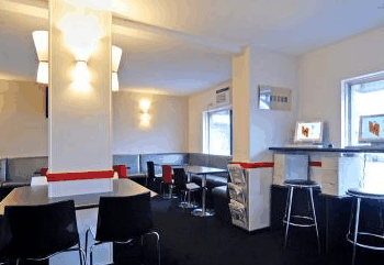 Murray Street Lodge - Accommodation Burleigh 5