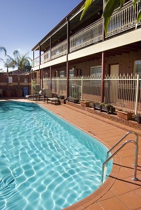  Accommodation Burleigh