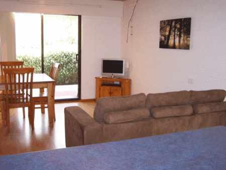 Gloucester Motel - Accommodation Burleigh 2