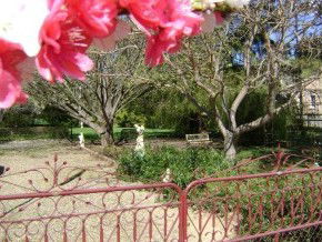  Accommodation Burleigh