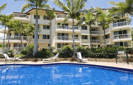 Charlton Apartments - Accommodation Burleigh 2