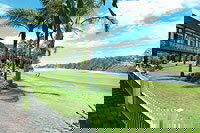 Clan Lakeside Lodge - Accommodation Burleigh 3