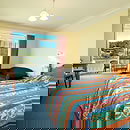 Clan Lakeside Lodge - Accommodation Burleigh 6