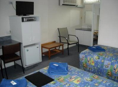 The Tree Motel - Accommodation Burleigh 1
