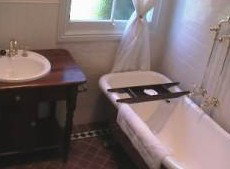 Tokelau Guest House - Accommodation Burleigh 3