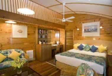 Kims Beach Hideaway - Accommodation Burleigh 0