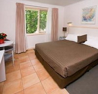 Forrest Hotel And Apartments - Accommodation Burleigh