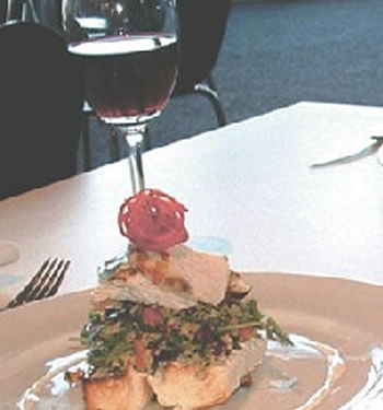 Eldo Hotel - Accommodation Burleigh 1