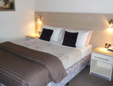 Hamiltons Townhouse Motel - Accommodation Burleigh 0
