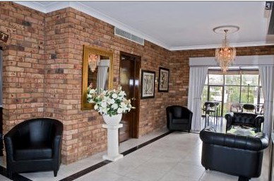 Central Caleula Motor Lodge - Accommodation Burleigh 5