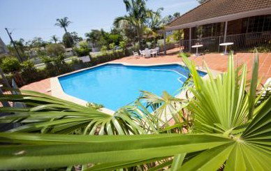 Island Palms Motor Inn - Accommodation Burleigh 0