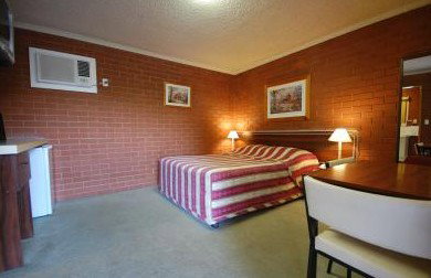 Junction Motor Inn - Accommodation Burleigh 2