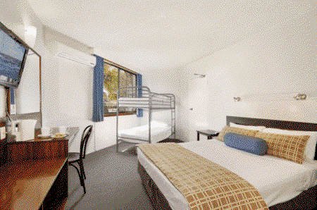 East Port Motor Inn - Accommodation Burleigh 4