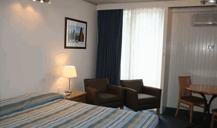 Parkwood Motel - Accommodation Burleigh 2